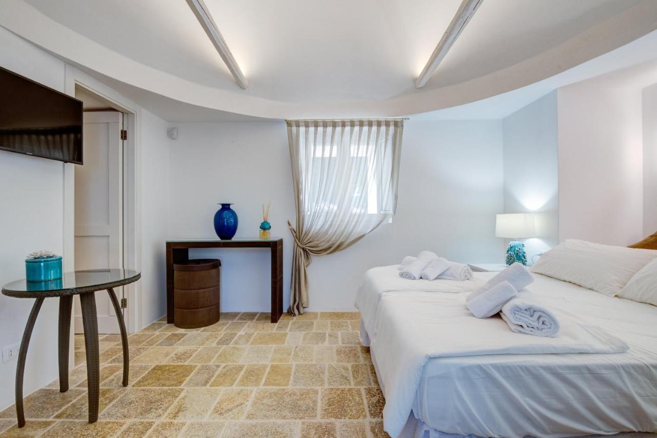 B&B Trulli Moonlight Da Grace Ostuni Ngoại thất bức ảnh